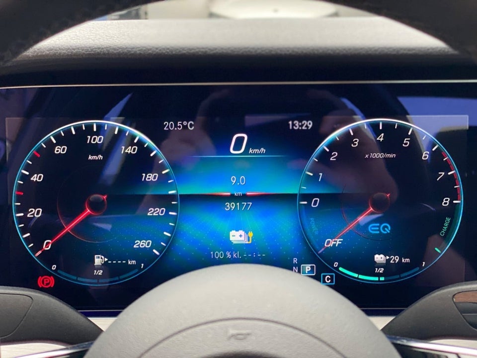 Mercedes E300 e 2,0 Avantgarde aut. 4Matic 4d