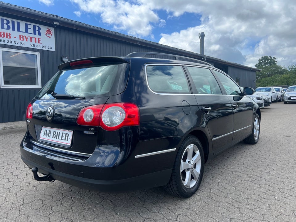 VW Passat 1,6 TDi 105 BlueMotion Variant 5d