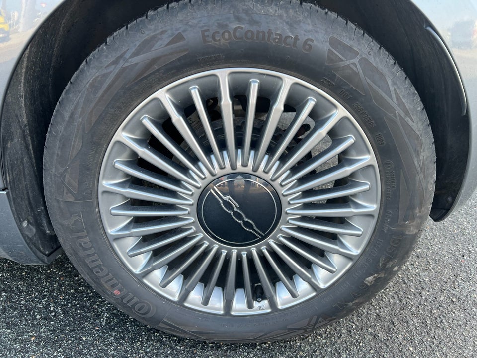 Fiat 500e 42 Icon Plus 3d