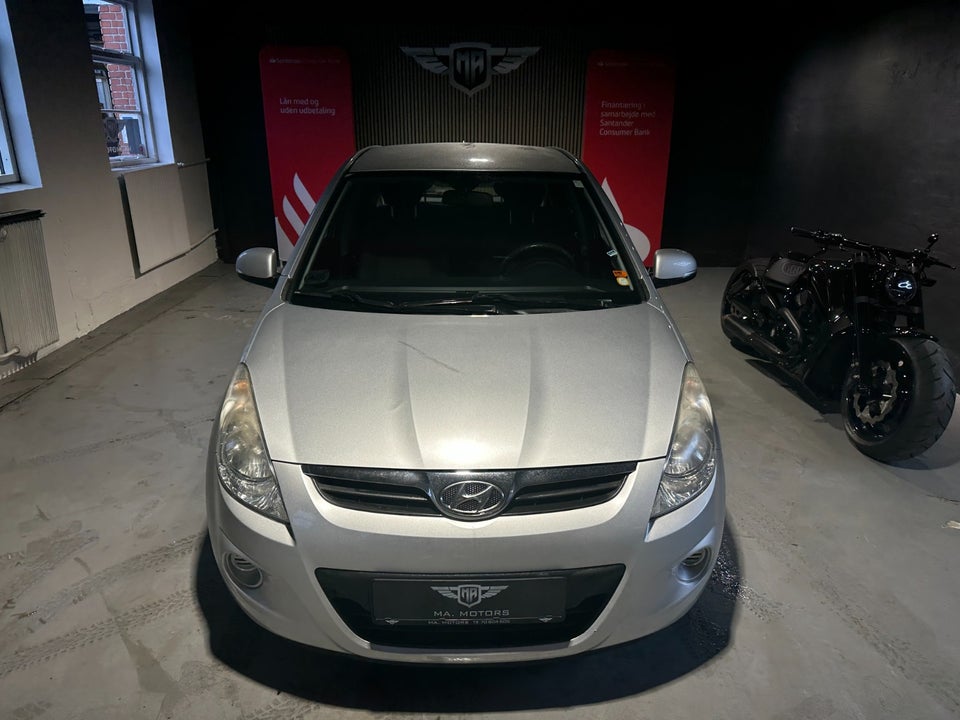 Hyundai i20 1,25 Comfort 5d