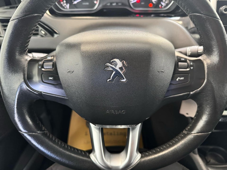 Peugeot 208 1,6 BlueHDi 100 Allure 5d