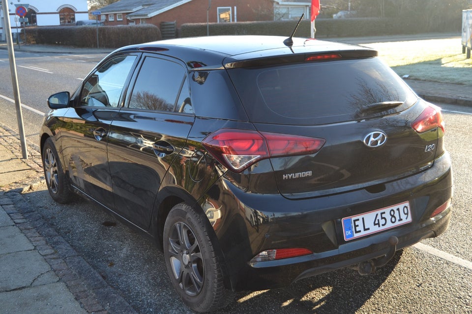 Hyundai i20 1,25 Trend 5d