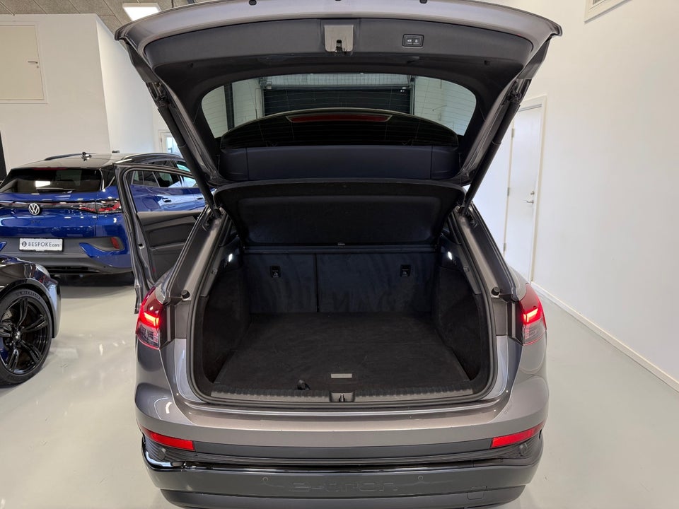 Audi Q4 e-tron 40 S-line 5d