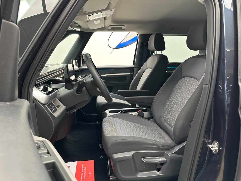 VW ID.Buzz 77 Pro SWB 5d