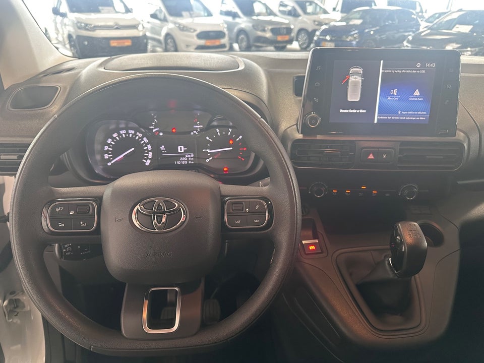 Toyota ProAce City 1,5 D 102 Medium Comfort 5d