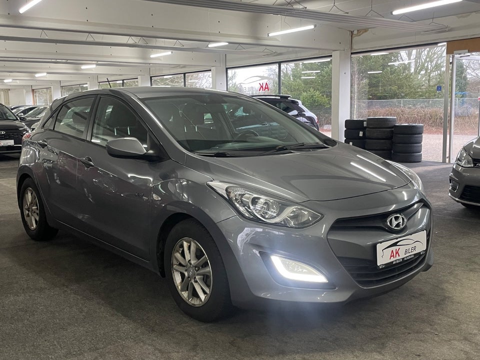 Hyundai i30 1,6 CRDi 110 Style Eco 3d