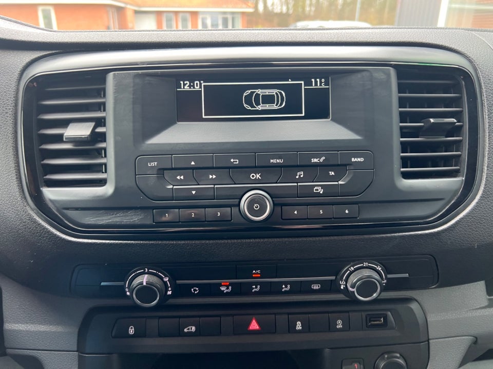 Peugeot Expert 2,0 BlueHDi 122 L2 Plus Van