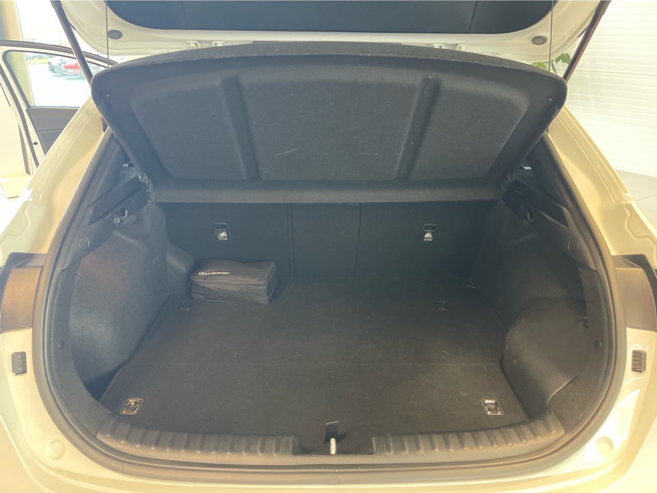 Kia XCeed 1,6 PHEV Upgrade DCT 5d