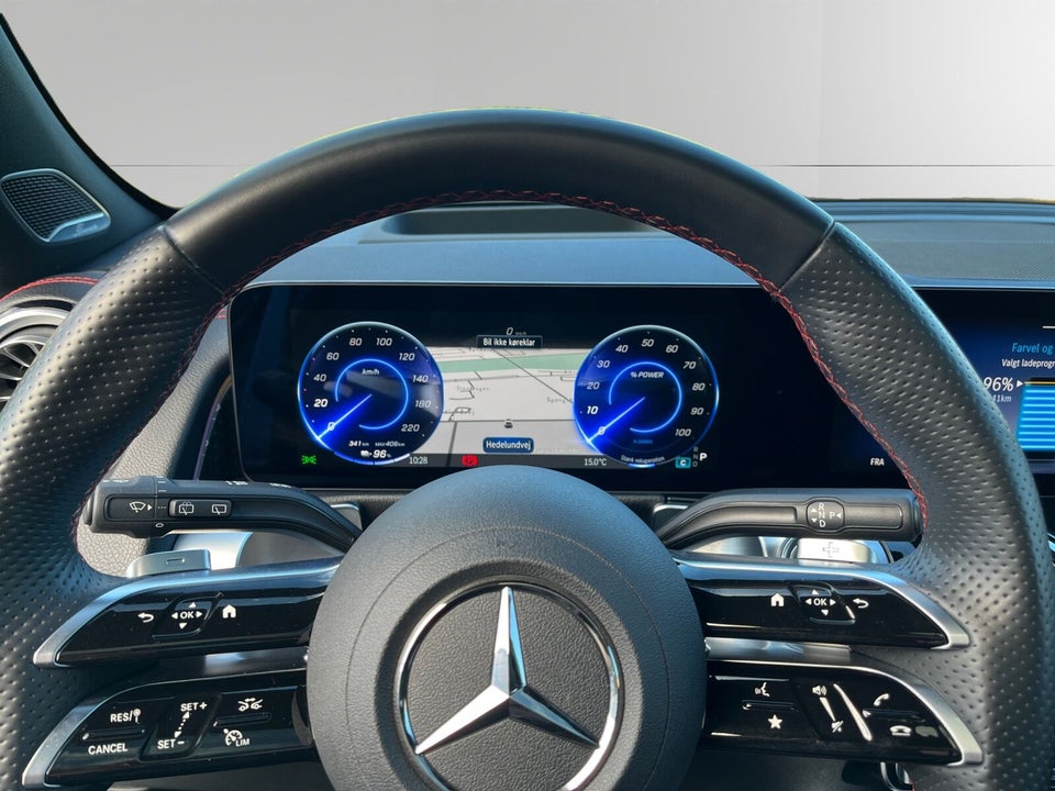 Mercedes EQB300 AMG Line 4Matic 5d