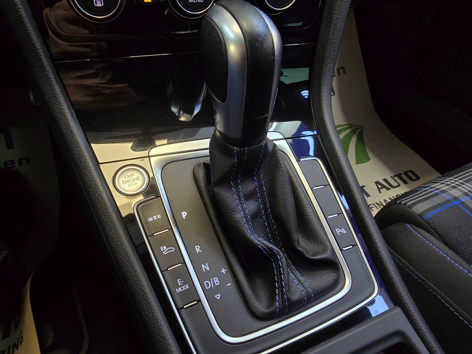 VW Golf VII 1,4 GTE DSG 5d