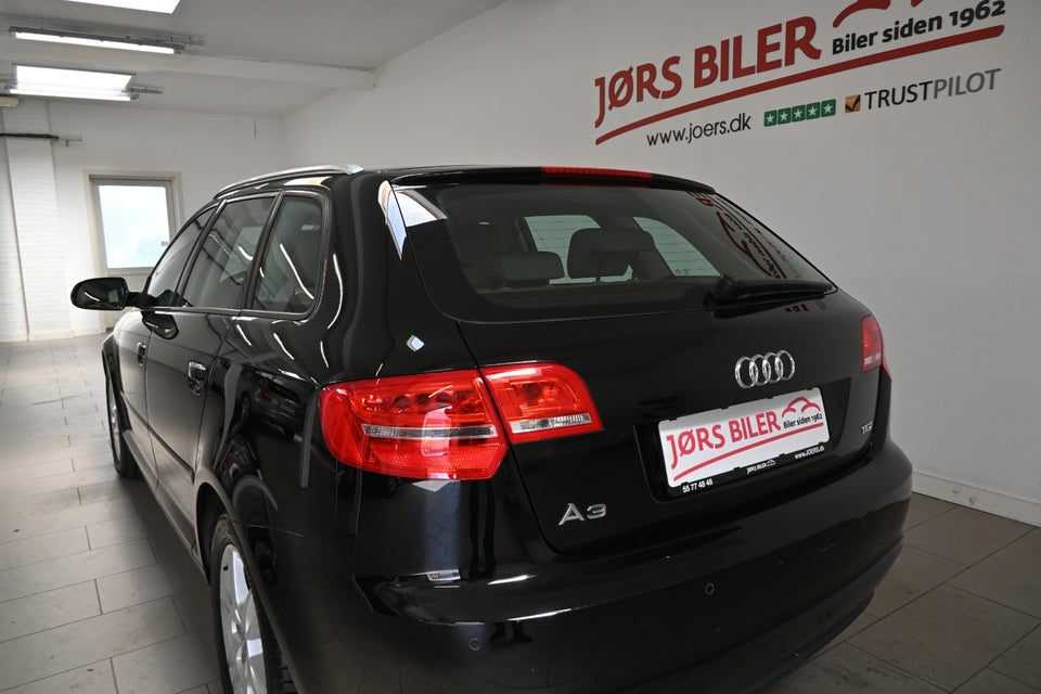 Audi A3 1,6 TDi Ambiente Sportback S-tr. 5d