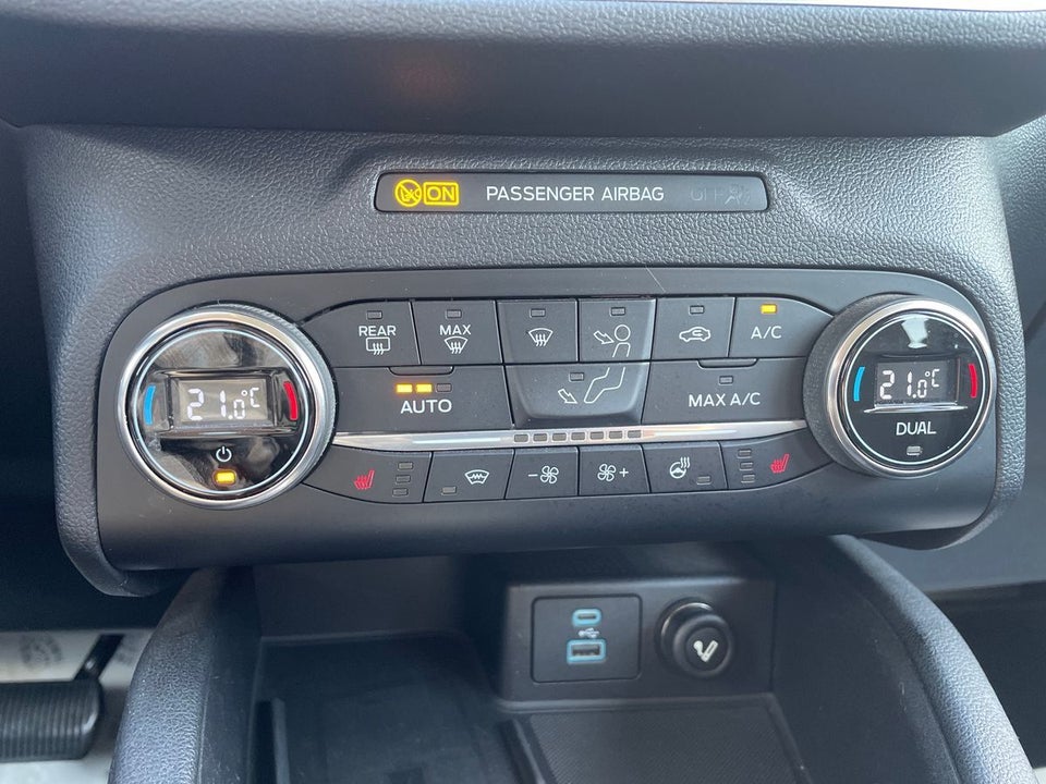 Ford Kuga 2,5 PHEV Titanium CVT 5d