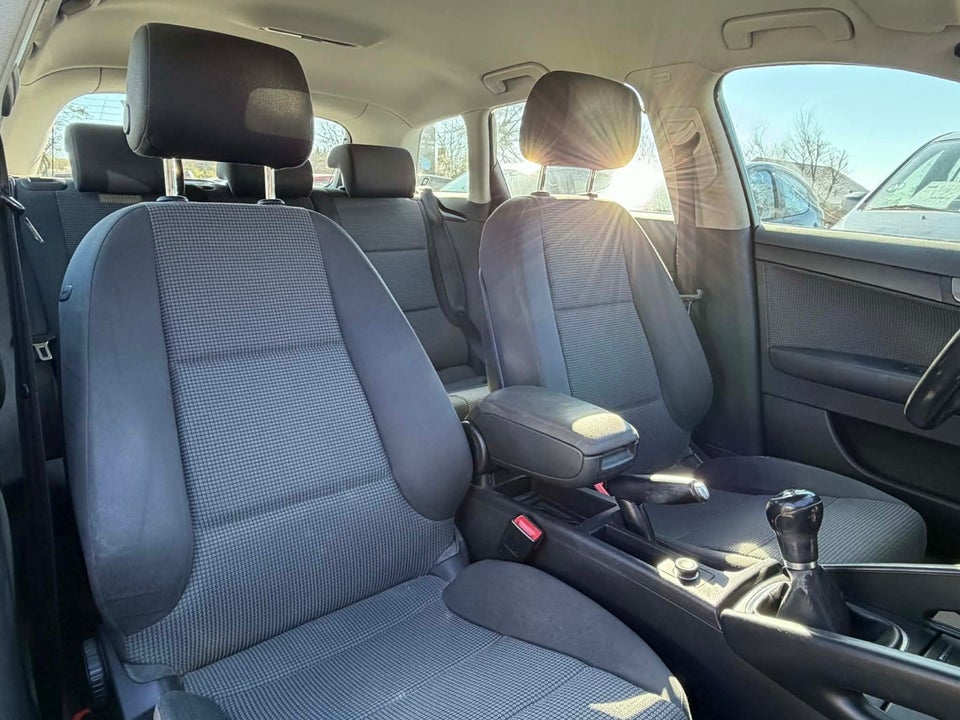 Audi A3 1,8 TFSi Ambiente Sportback 5d