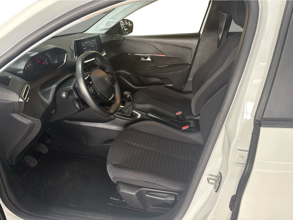 Peugeot 208 1,2 PureTech 75 Selection 5d