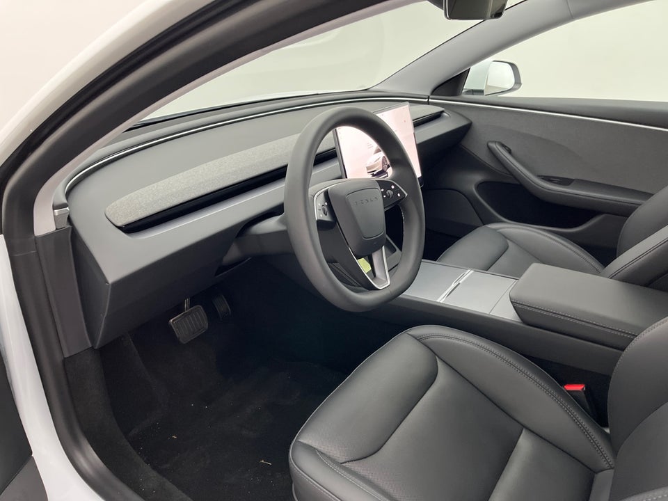 Tesla Model 3 RWD 4d