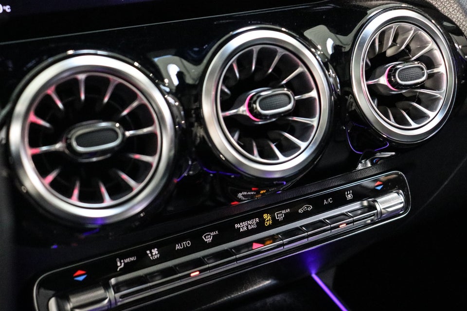 Mercedes EQA350 AMG Line 4Matic 5d