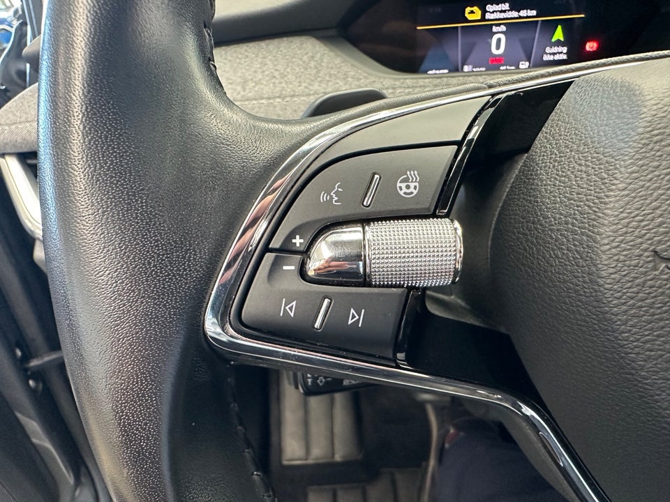 Skoda Enyaq 80 iV Loft 5d