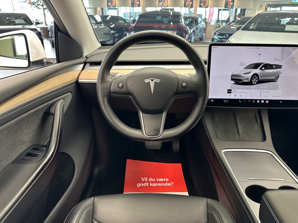 Tesla Model Y Long Range AWD 5d
