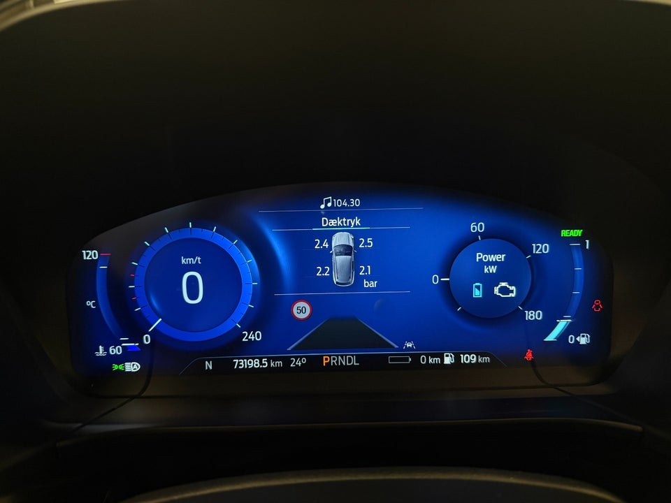 Ford Kuga 2,5 PHEV ST-Line X CVT 5d