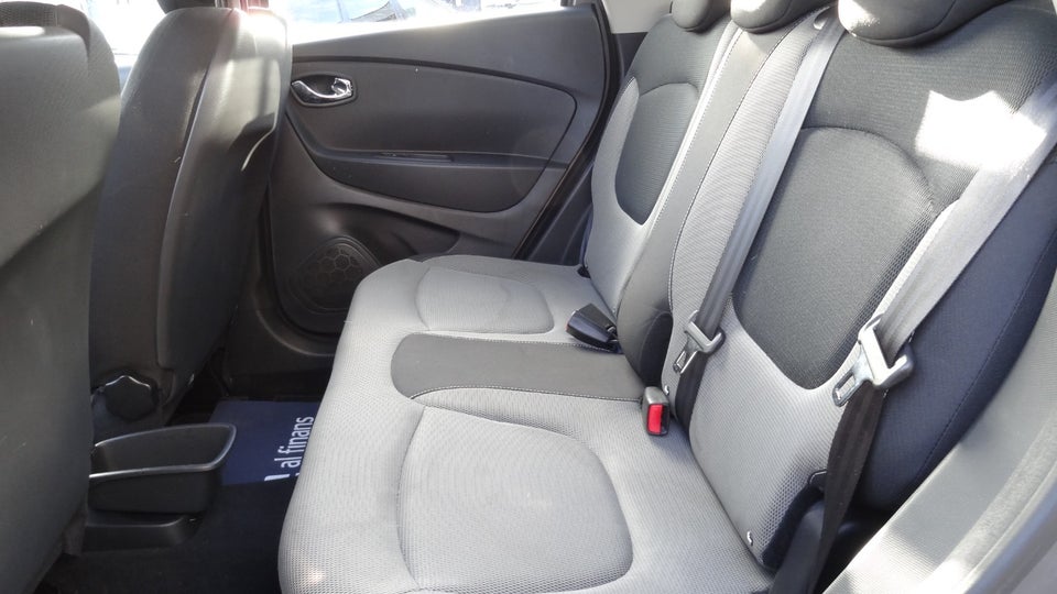 Renault Captur 0,9 TCe 90 Expression 5d