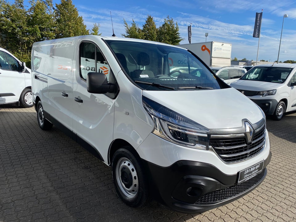 Renault Trafic T29 2,0 dCi 120 L2H1