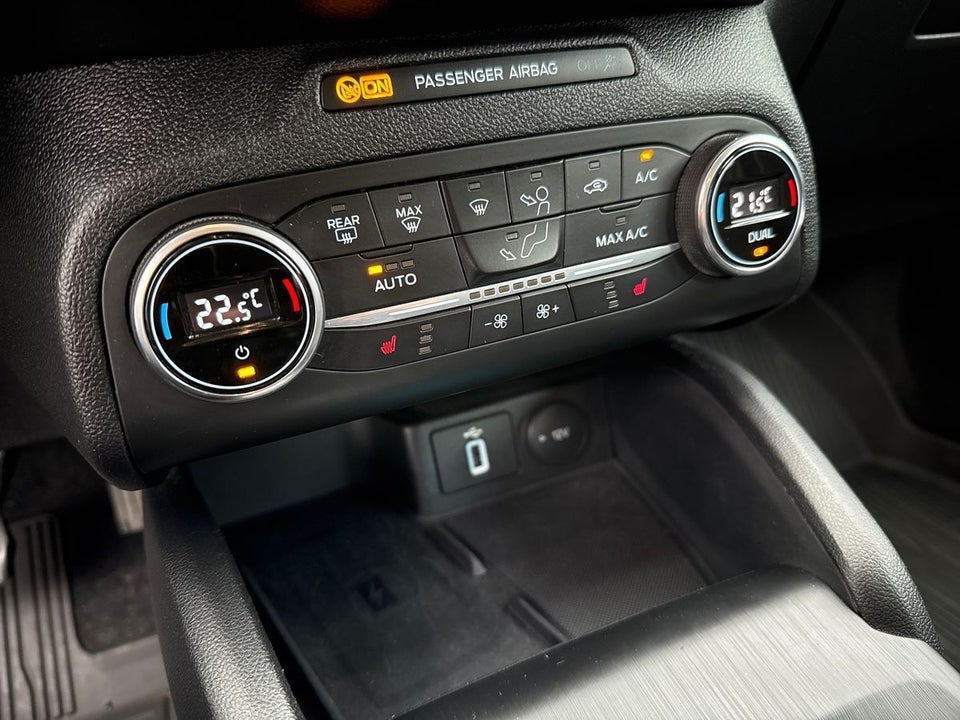 Ford Focus 2,0 EcoBlue Active Business stc. aut. 5d