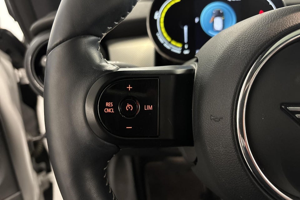 MINI Cooper SE Maximise 3d