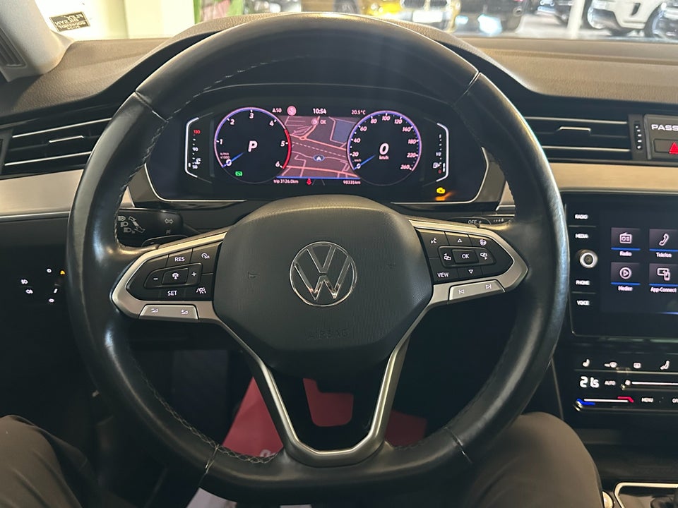 VW Passat 2,0 TDi 150 Elegance+ Variant DSG 5d