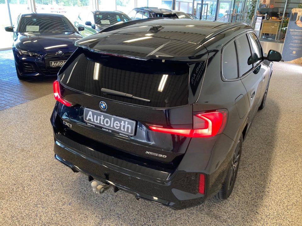 BMW iX1 xDrive30 M-Sport 5d