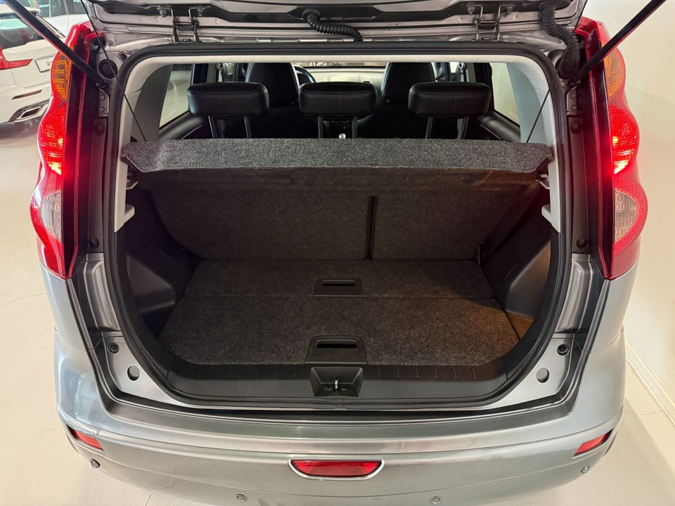 Nissan Note 1,6 Acenta aut. 5d