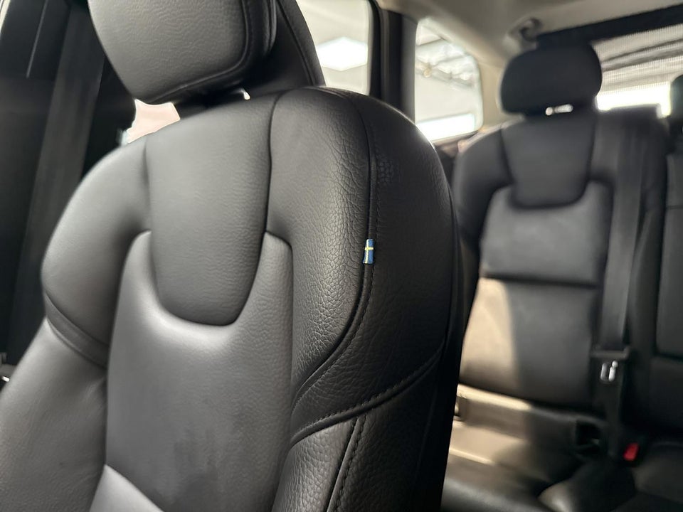 Volvo XC60 2,0 T4 190 Momentum aut. 5d