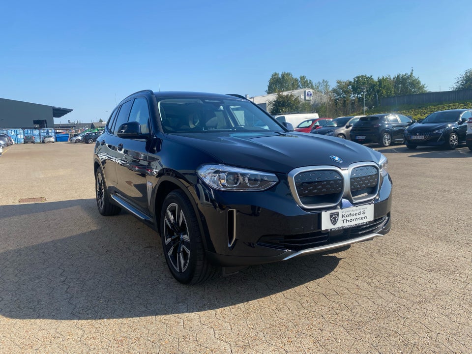 BMW iX3 Charged 5d