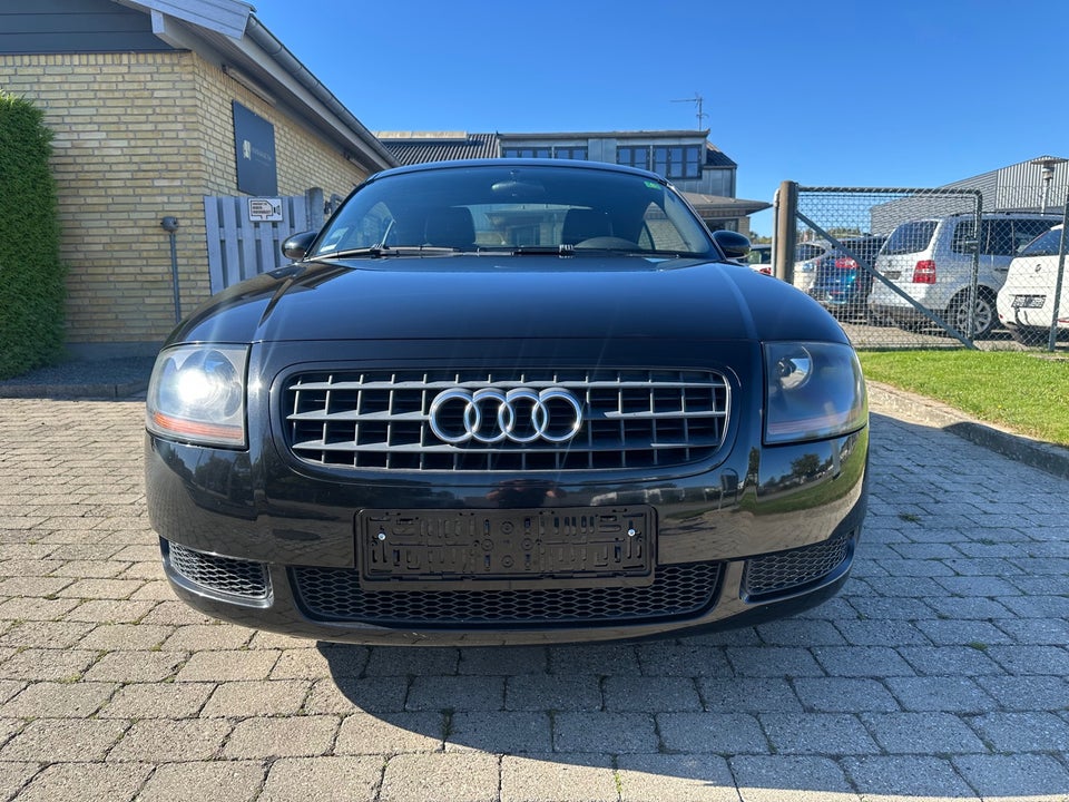 Audi TT 1,8 T 163 Coupé 2d