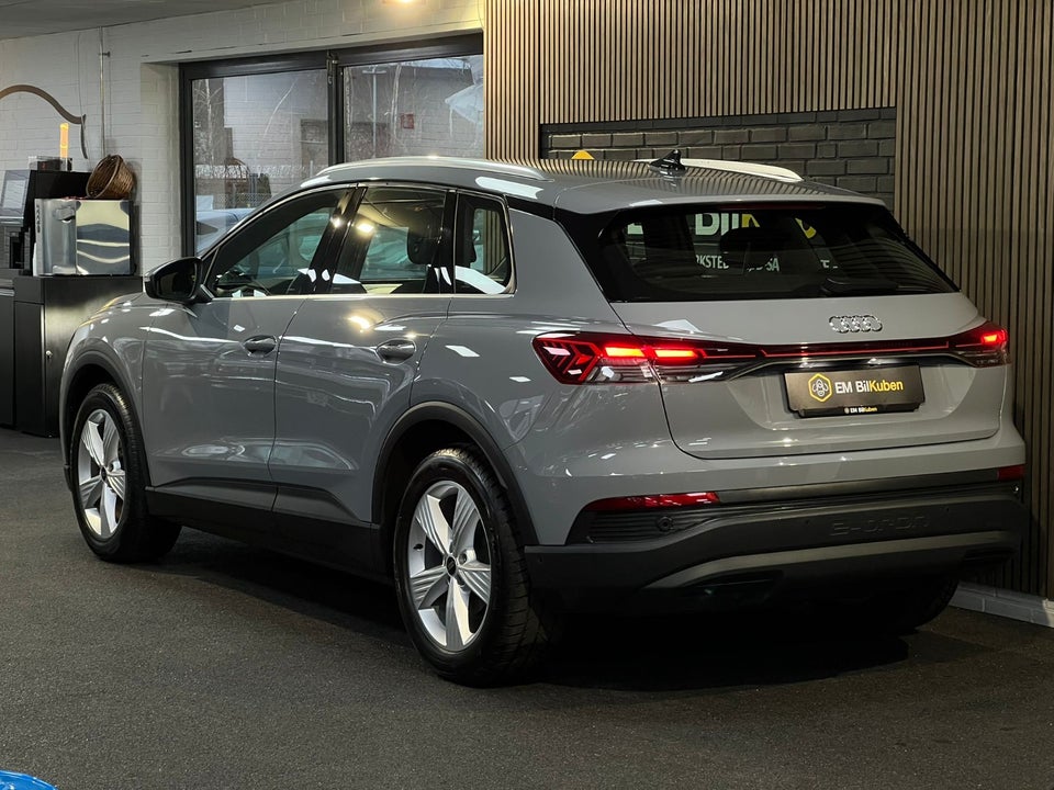 Audi Q4 e-tron 35 Advanced 5d