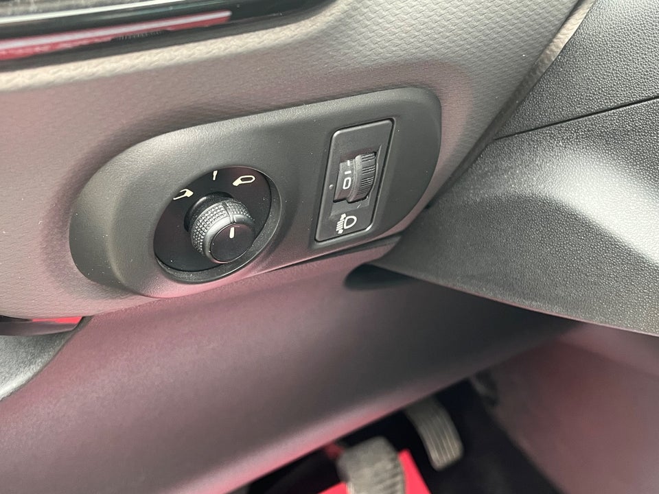 Citroën C4 Cactus 1,2 PureTech 82 Feel 5d