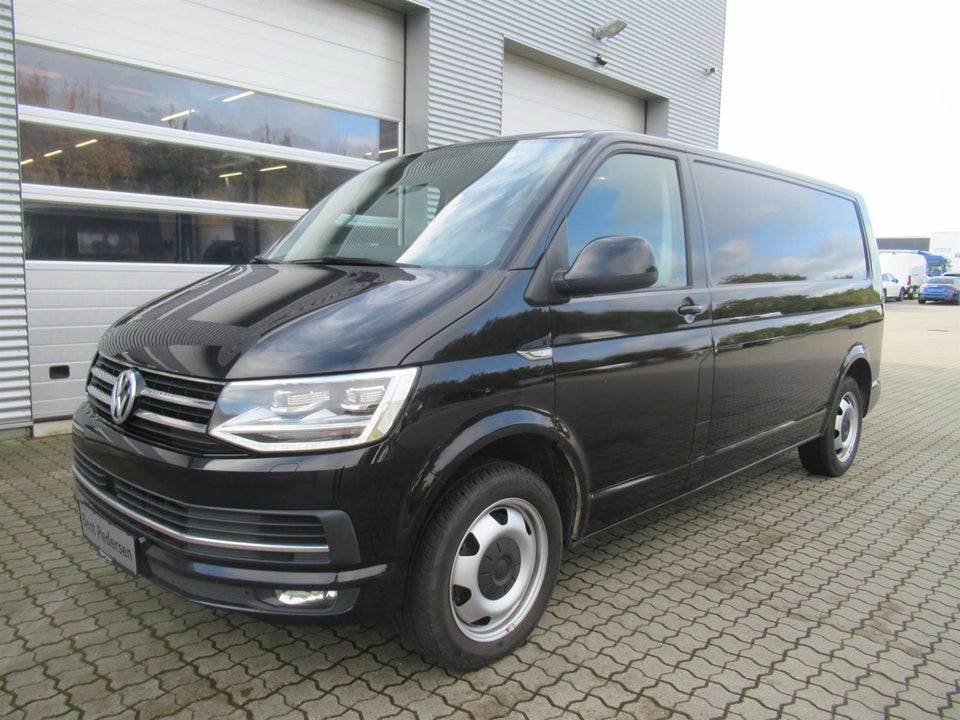 VW Transporter 2,0 TDi 204 Kassevogn DSG lang