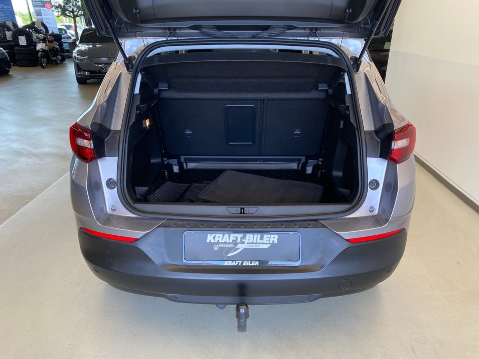 Opel Grandland X 1,2 T 130 Impress 5d