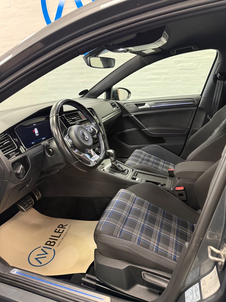 VW Golf VII 1,4 GTE DSG 5d