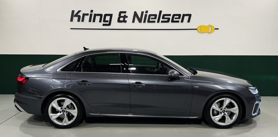 Audi A4 40 TFSi S-line plus S-tr. 4d
