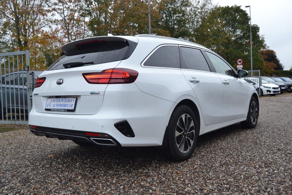 Kia Ceed 1,6 PHEV Upgrade Intro SW DCT 5d