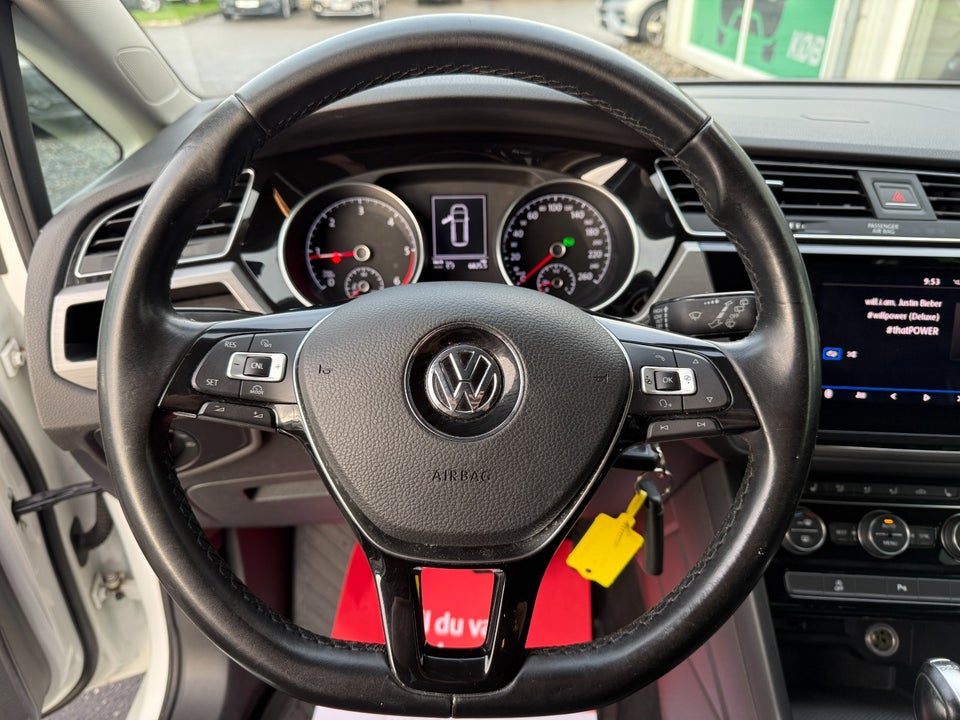 VW Touran 2,0 TDi 150 Comfortline DSG Van 5d