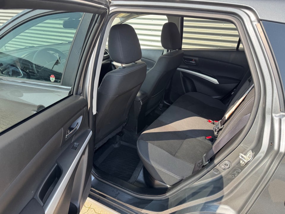 Suzuki S-Cross 1,4 mHybrid Exclusive 5d