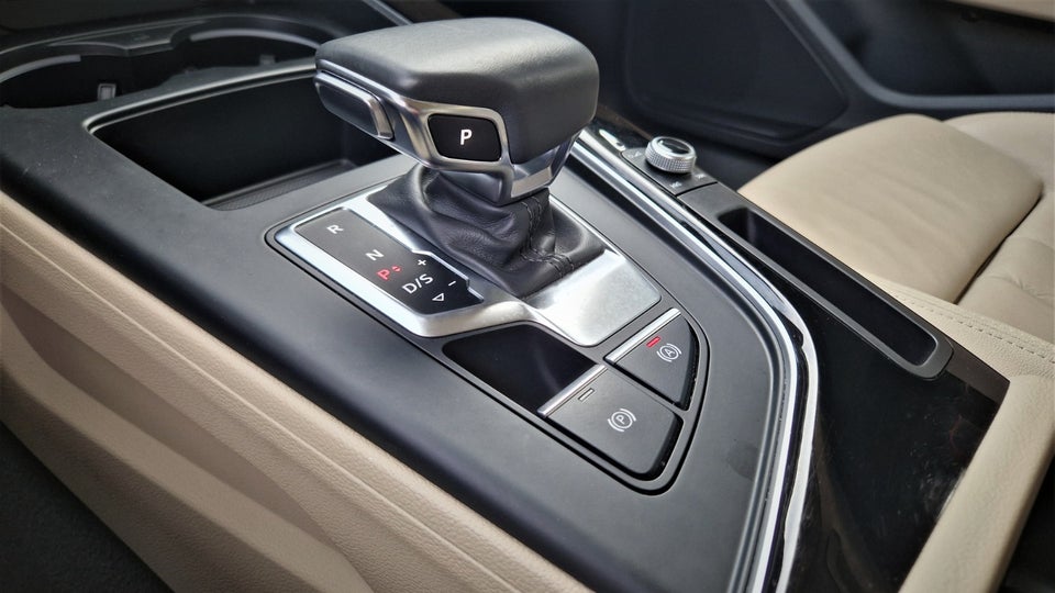Audi A4 40 TFSi S-line plus Avant S-tr. 5d
