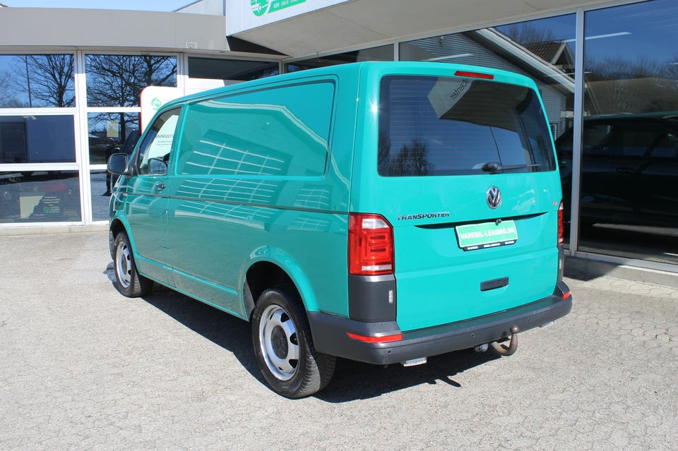 VW Transporter 2,0 TDi 204 Kassevogn kort