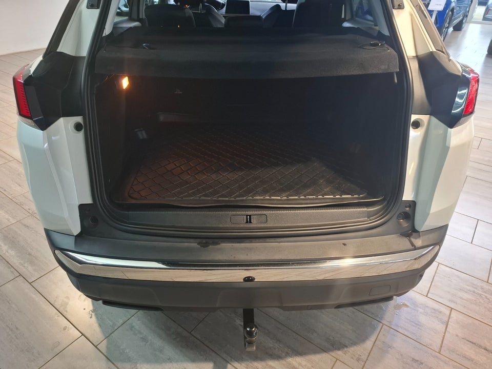 Peugeot 3008 1,6 Hybrid Allure EAT8 5d