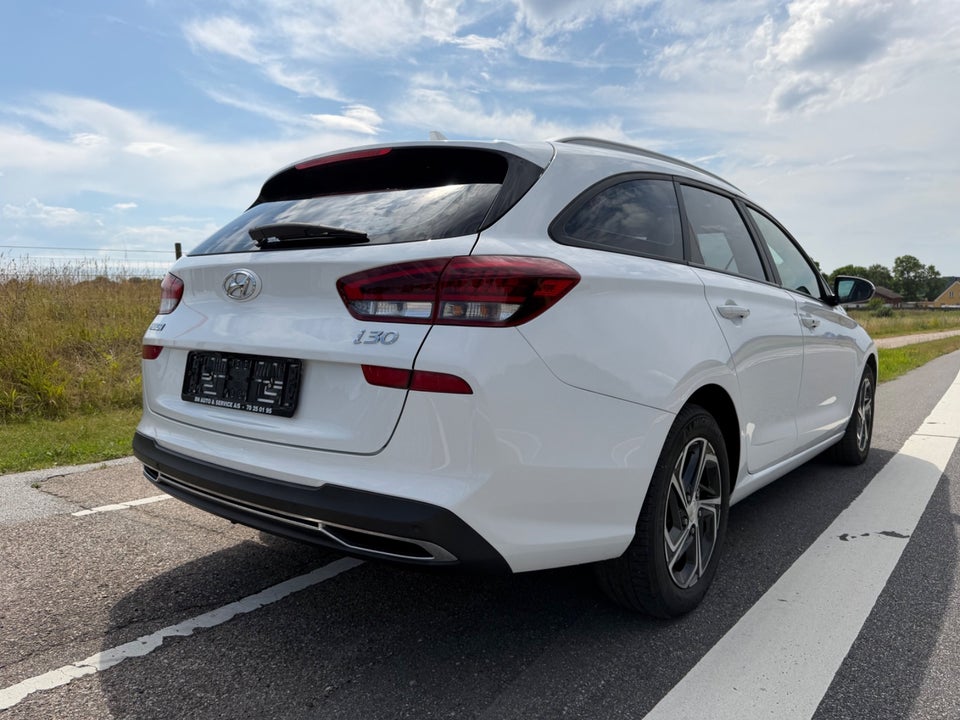 Hyundai i30 1,0 T-GDi Essential stc. DCT 5d