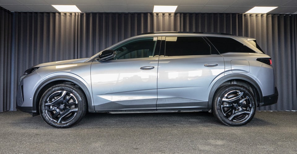Peugeot e-5008 77 Allure 7prs 5d