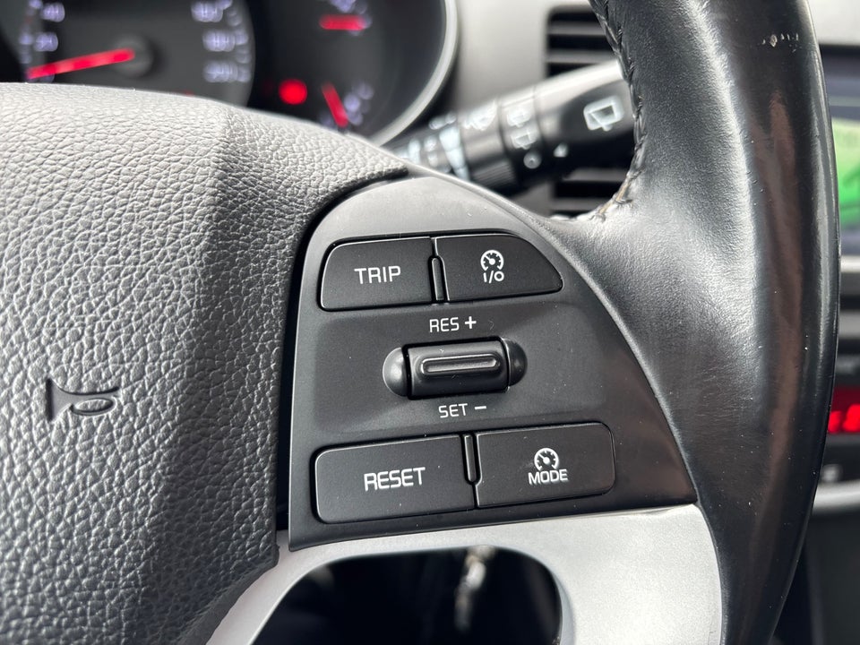 Kia Picanto 1,0 Attraction 5d