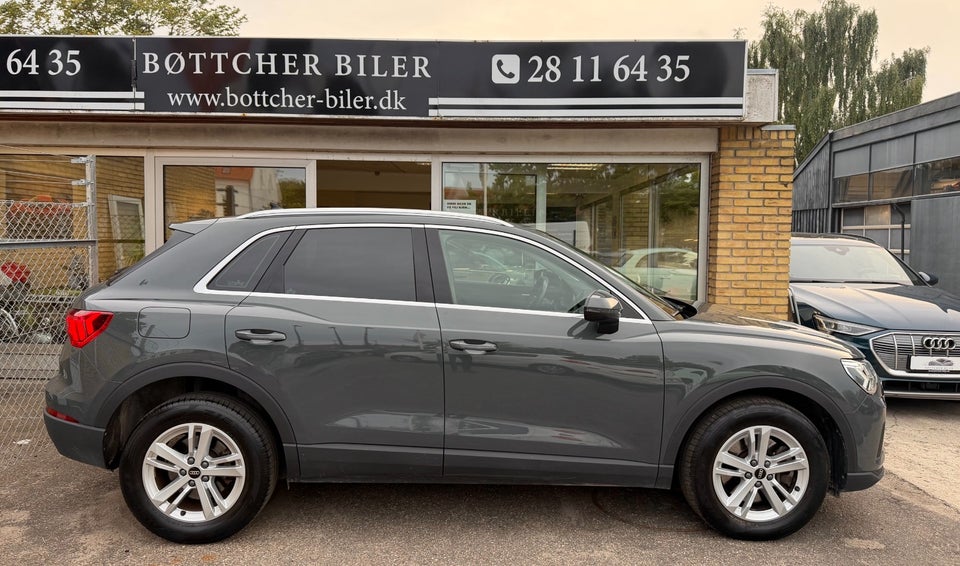 Audi Q3 45 TFSi e Attitude plus S-tr. 5d