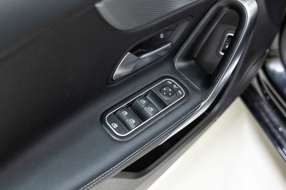 Mercedes A250 e 1,3 Progressive aut. 5d